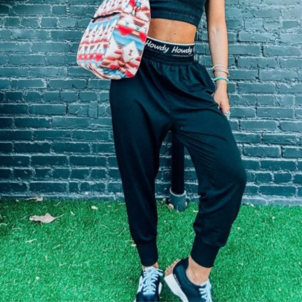 Howdy Trackies