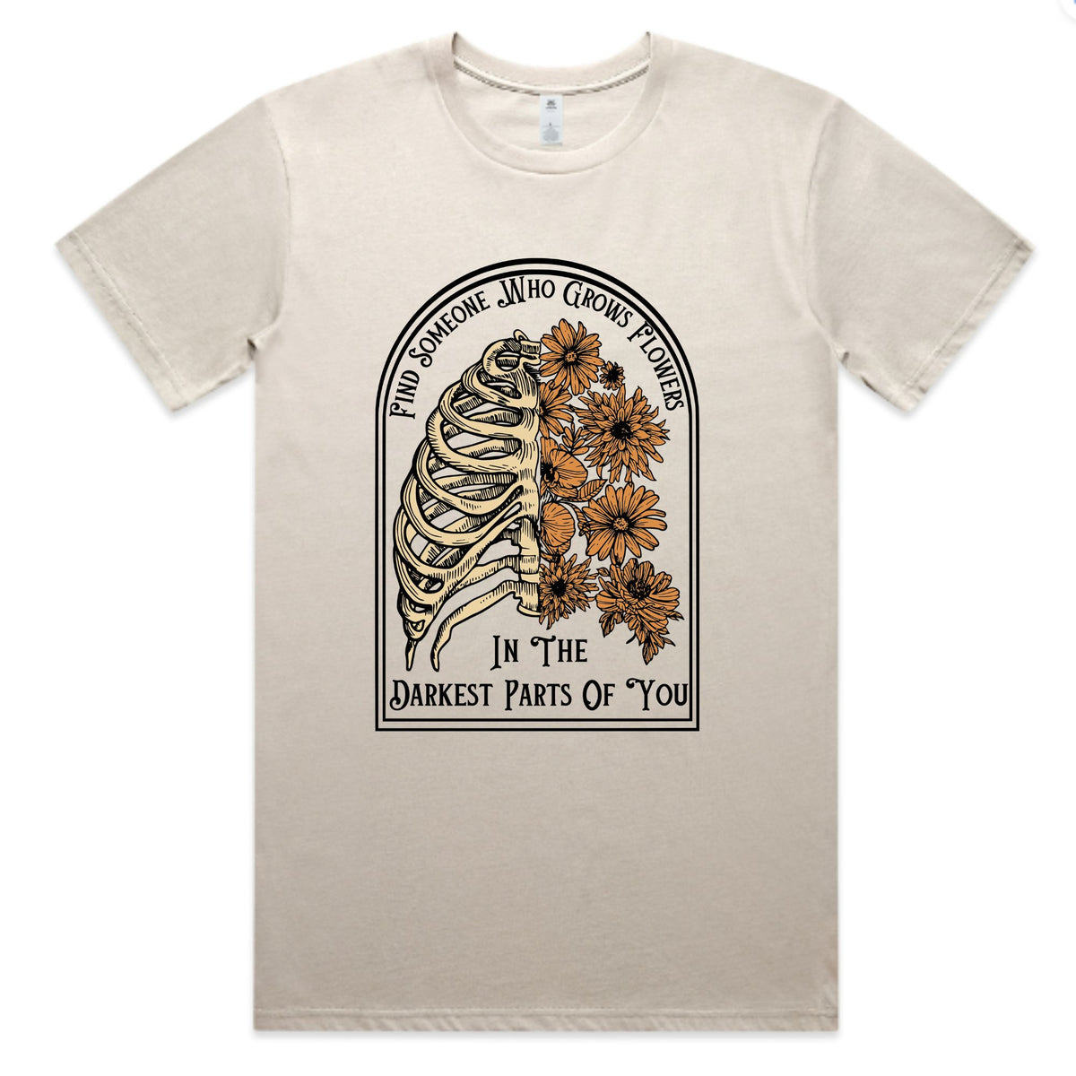 Sun to Me Tee